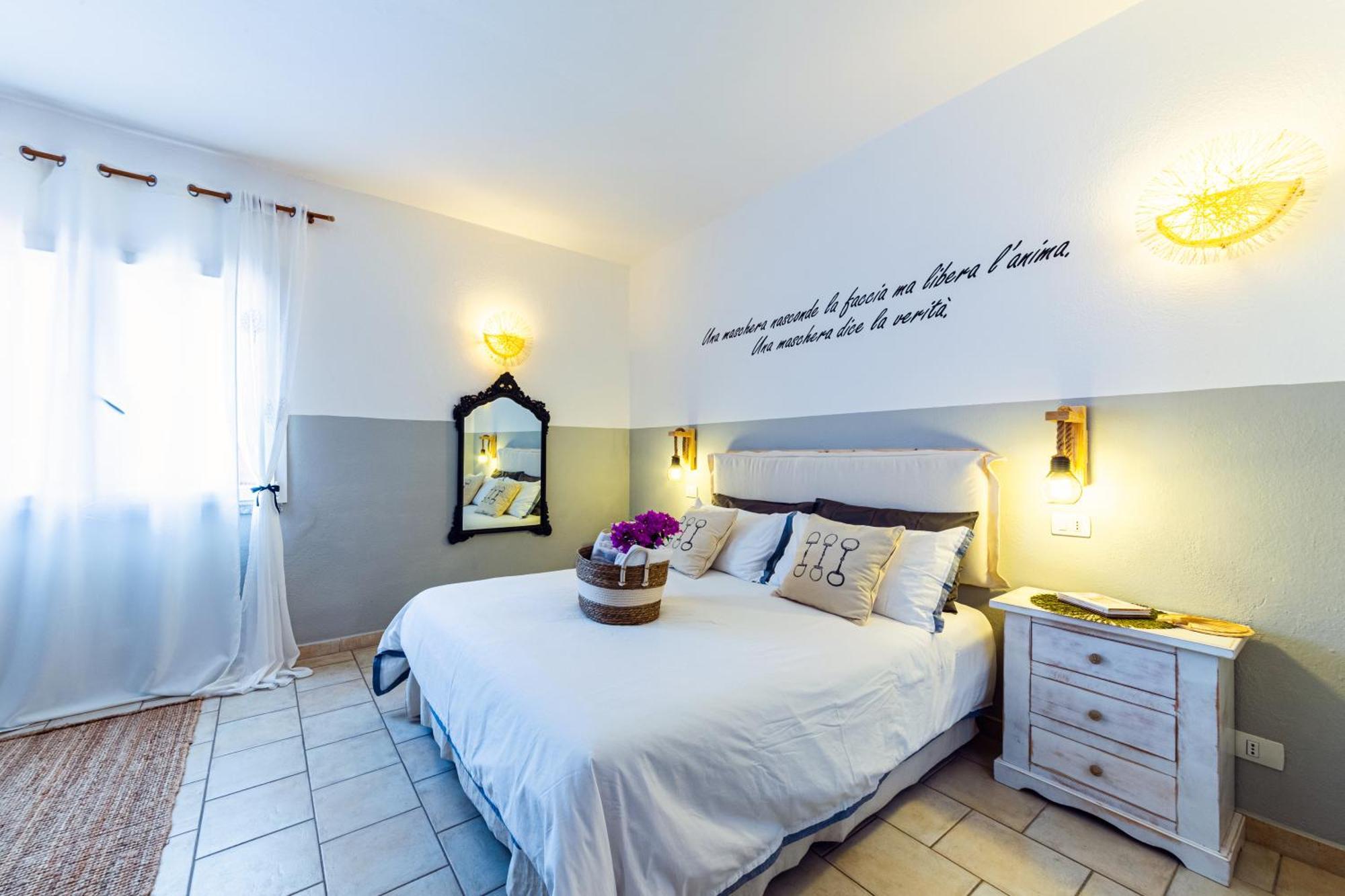 Le Maschere B&B サンタ・テレーザ・ガッルーラ エクステリア 写真